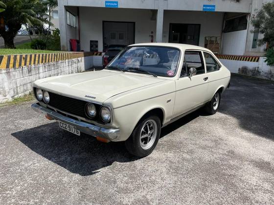 DODGE POLARA 1.8 GL 8V GASOLINA 2P MANUAL